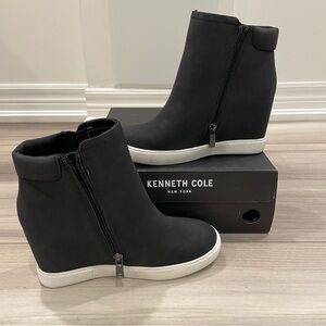 NIB KENNETH COLE NEW YORK Kam Wedge Sneaker Bootie Size 7.5 Hidden Wedge Heel
